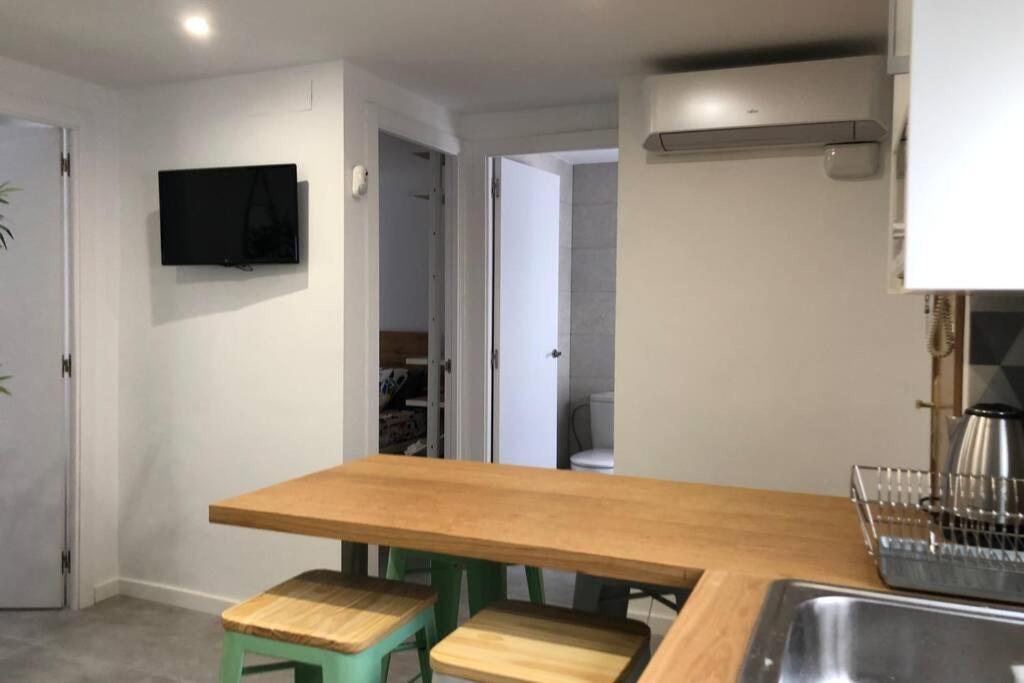 M3 Terrace. Cool Apartment 15 Min Center By Metro Esplugues de Llobregat Exterior foto