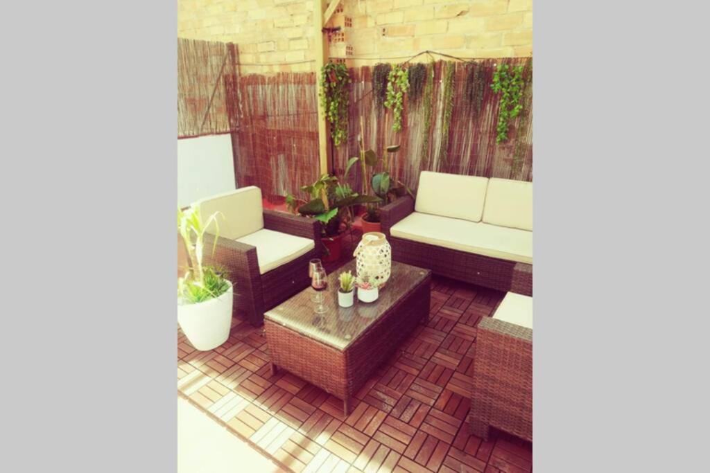 M3 Terrace. Cool Apartment 15 Min Center By Metro Esplugues de Llobregat Exterior foto