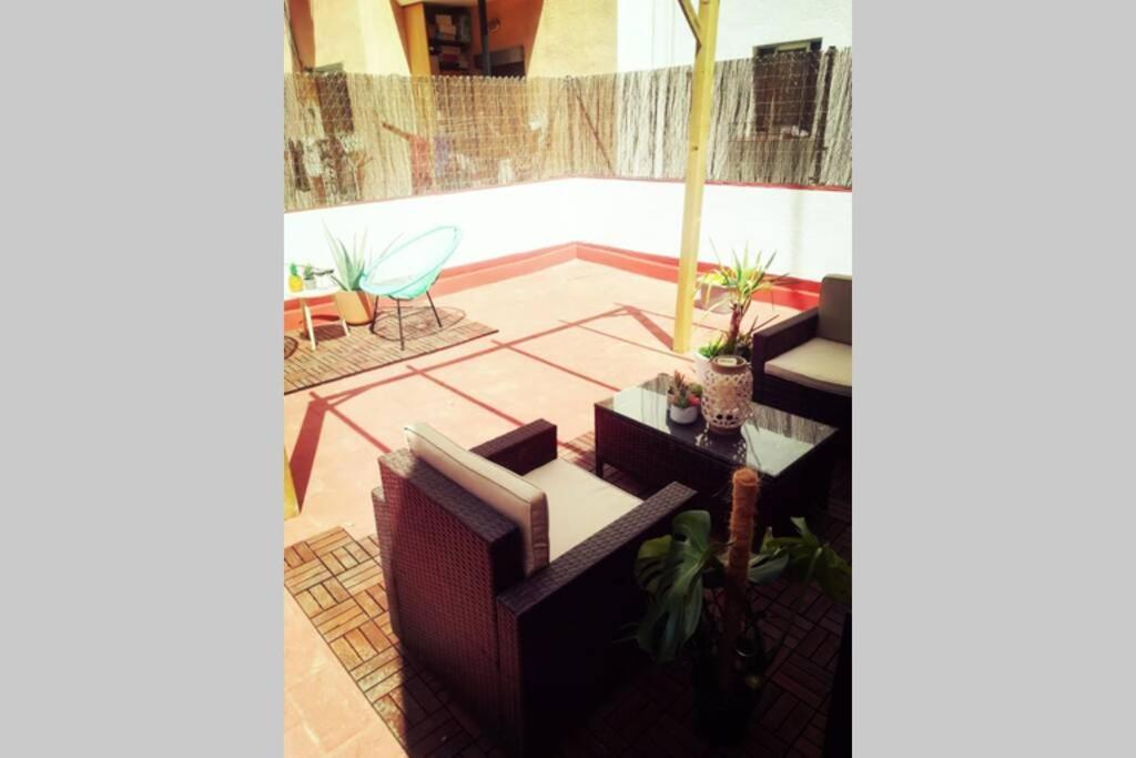 M3 Terrace. Cool Apartment 15 Min Center By Metro Esplugues de Llobregat Exterior foto